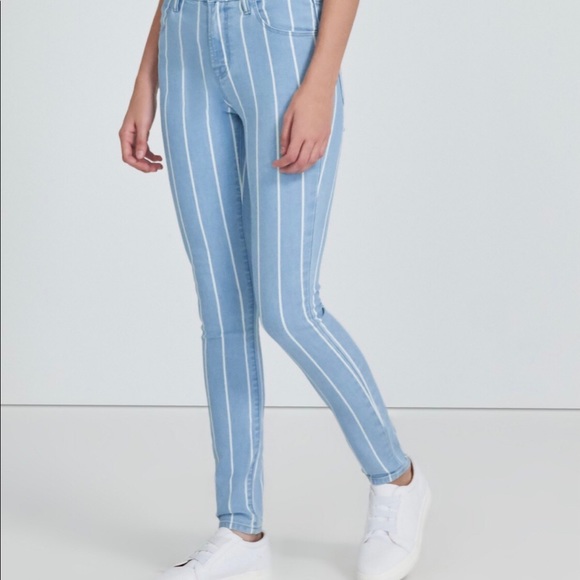 J Brand Maria Jeans - Picture 2 of 7